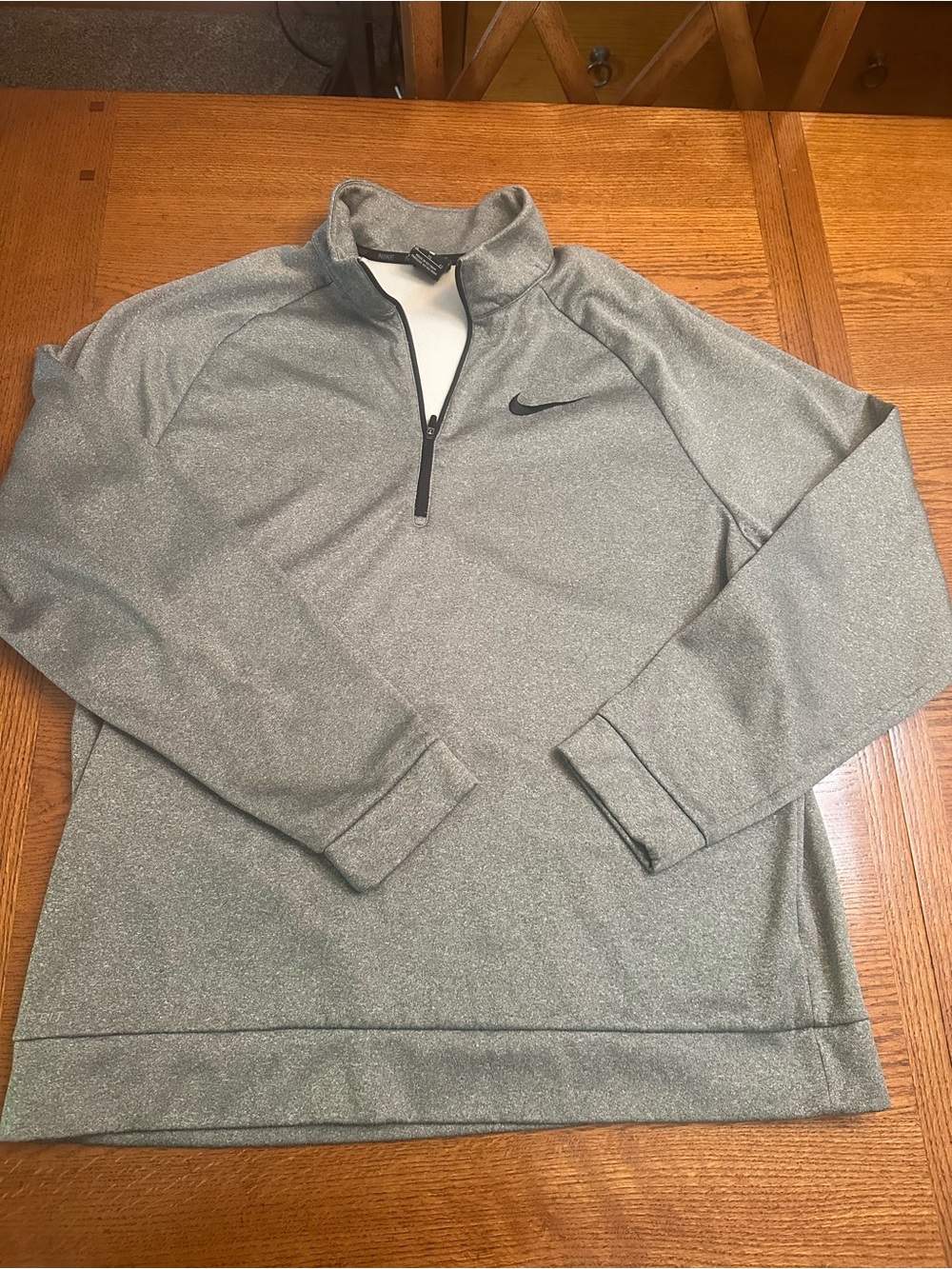 Nike Men’s XL  Heather Gray Quarter-Zip dryfit pullover